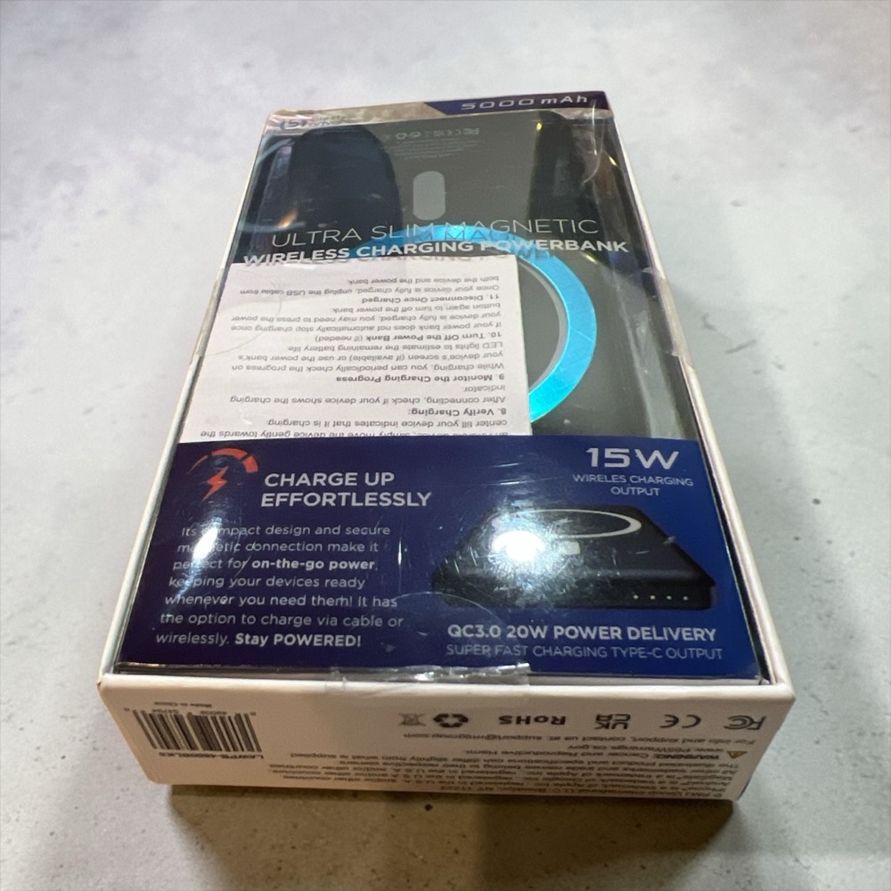Ultra Slim Wireless Charging Power Bank